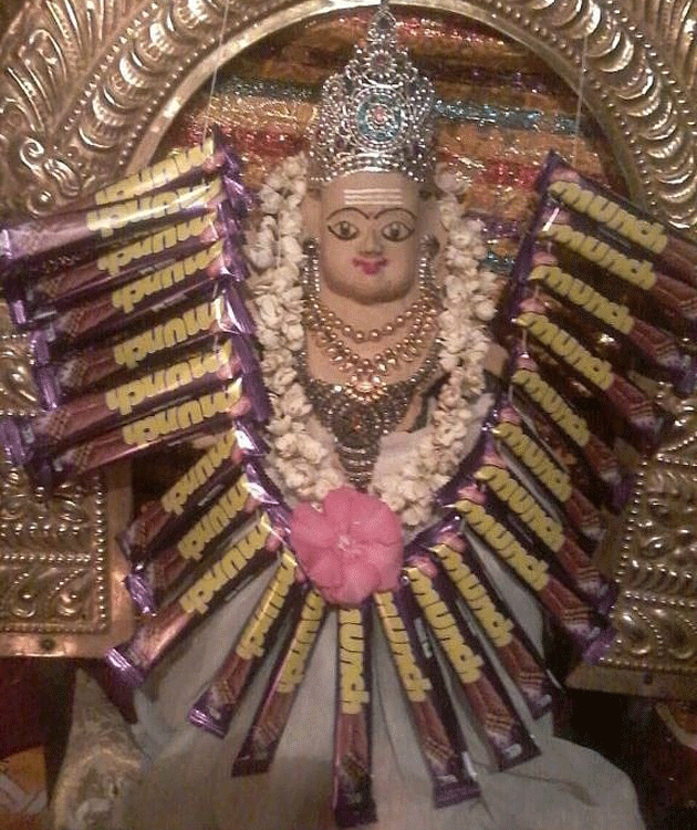 ಚಾಕೊಲೇಟ್ ಅರ್ಪಿಸುವ ವಿಶಿಷ್ಟ ದೇವಾಲಯ ಕೇರಳದ ಅಲ್ಪುಝಾ