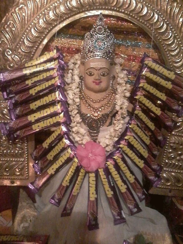 ಚಾಕೊಲೇಟ್ ಅರ್ಪಿಸುವ ವಿಶಿಷ್ಟ ದೇವಾಲಯ ಕೇರಳದ ಅಲ್ಪುಝಾ